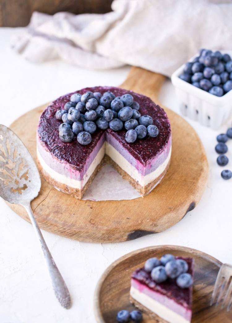 Yaban Mersinli Cheesecake