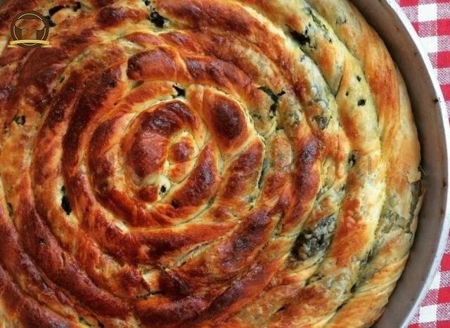 Ispanaklı Çörek