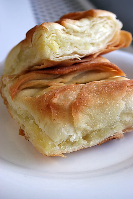 Soğanlı Mayalı Çörek