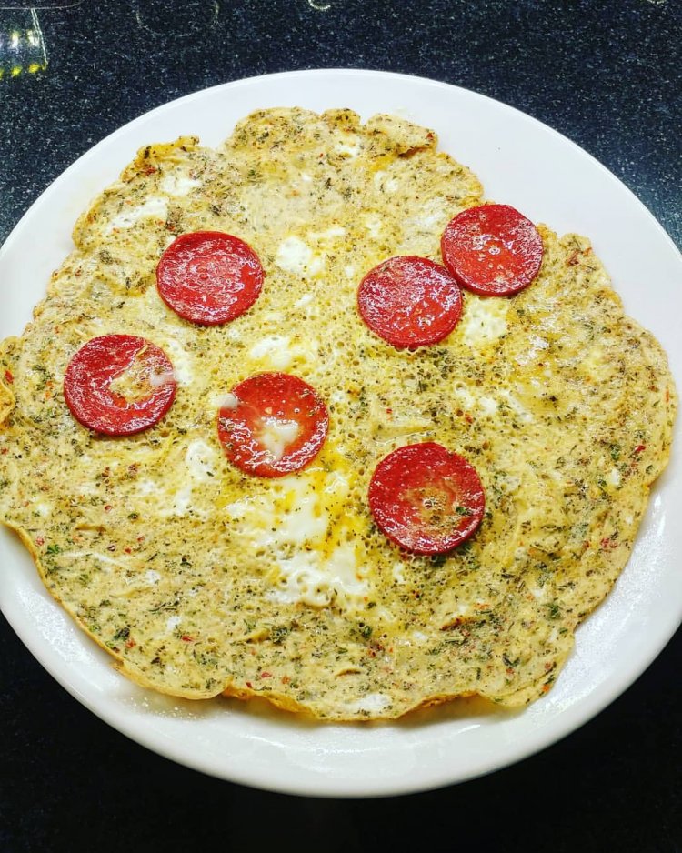 Kaşarlı Mavi Haşhaşlı Omlet